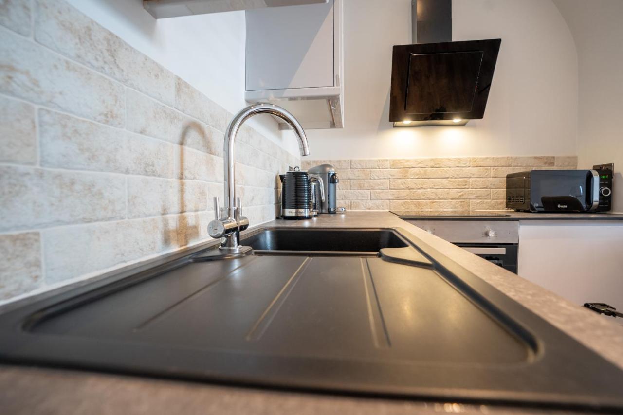 Watergate Penthouse - New 2 Bed Luxury Apartment In City Centre Chester Exterior foto
